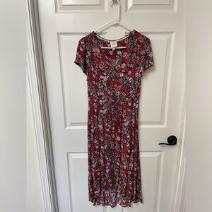 Small Target Knox Rose Hi-low dress functional front buttons and tie waist